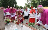 Piekarska pielgrzymka kobiet część 1.