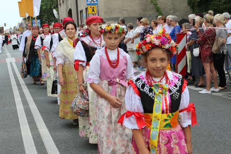 Piekarska pielgrzymka kobiet część 1.