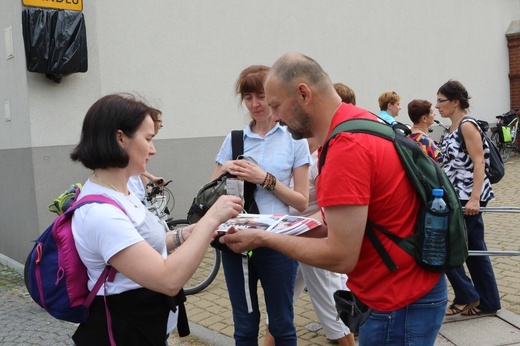 Piekarska pielgrzymka kobiet część 1.