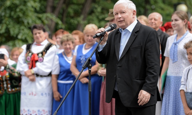 "Musimy bronić rodziny, jej właśnie broni ks. abp Marek Jędraszewski"
