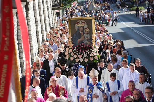 Piekarska pielgrzymka kobiet część 2.
