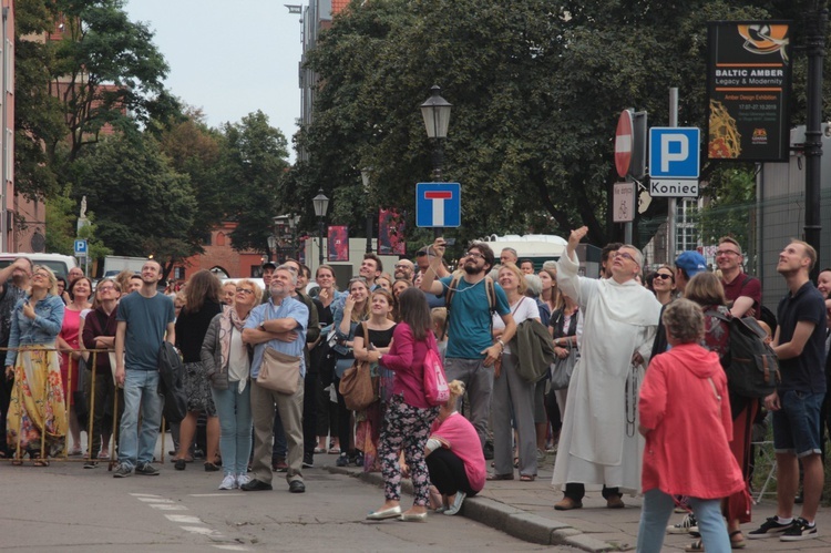 Kazanie z wieży u dominikanów