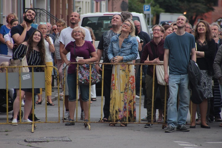 Kazanie z wieży u dominikanów