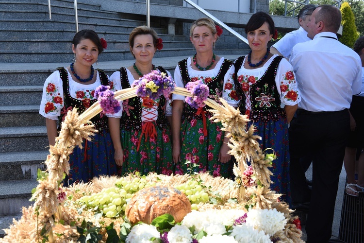 Dożynki u Fatimskiej Pani w Borkach 