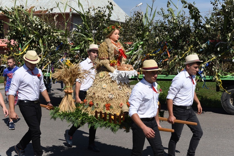 Dożynki u Fatimskiej Pani w Borkach 