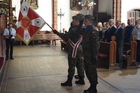 Uroczystościom towarzyszył wojskowy poczet sztandarowy z 31. Batalionu Radiotechnicznego z Wrocławia. 