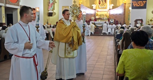 Oleśniczanie kochają św. Szarbela