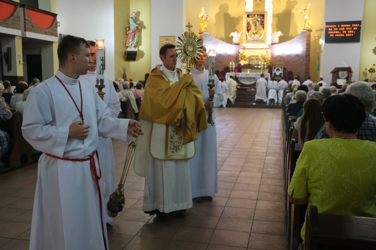 Nabożeństwo do św. Szarbela w Oleśnicy