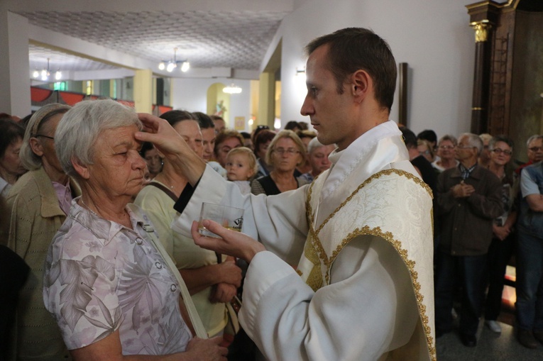 Nabożeństwo do św. Szarbela w Oleśnicy