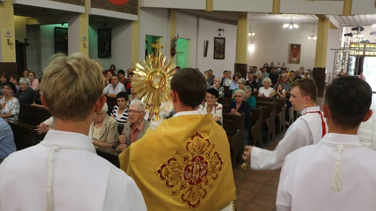 Nabożeństwo do św. Szarbela w Oleśnicy