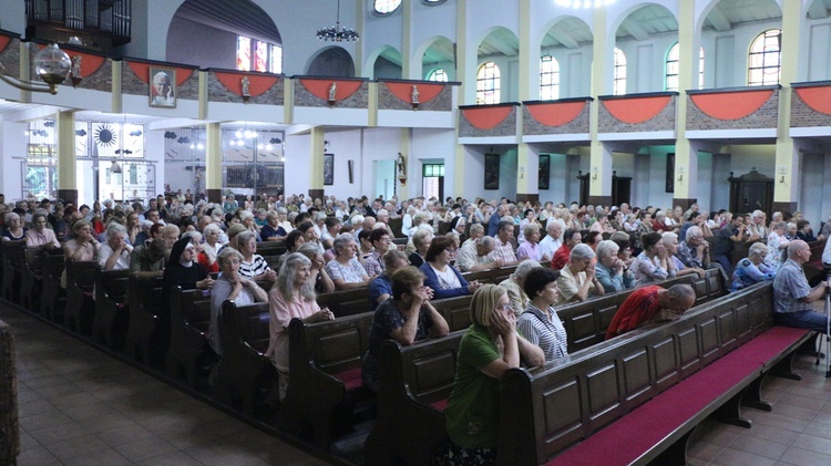 Nabożeństwo do św. Szarbela w Oleśnicy