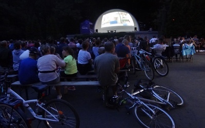 Tarnogórskie Kino Plenerowe. Gratka dla kinomaniaków