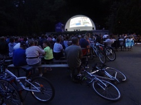 Tarnogórskie Kino Plenerowe. Gratka dla kinomaniaków