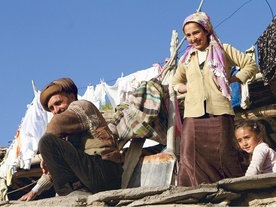 Kurdowie mieszkają w kilku różnych państwach, ale mają silne poczucie narodowej tożsamości.
