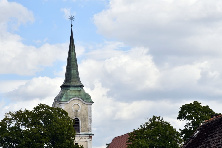 Jastrowie - prace konserwatorskie w kościele pw. św. Michała Archanioła