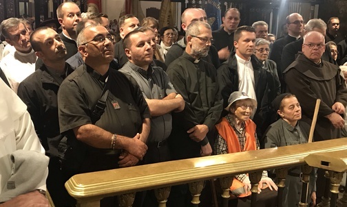 Babcia pątniczka z Włoch już na Jasnej Górze
