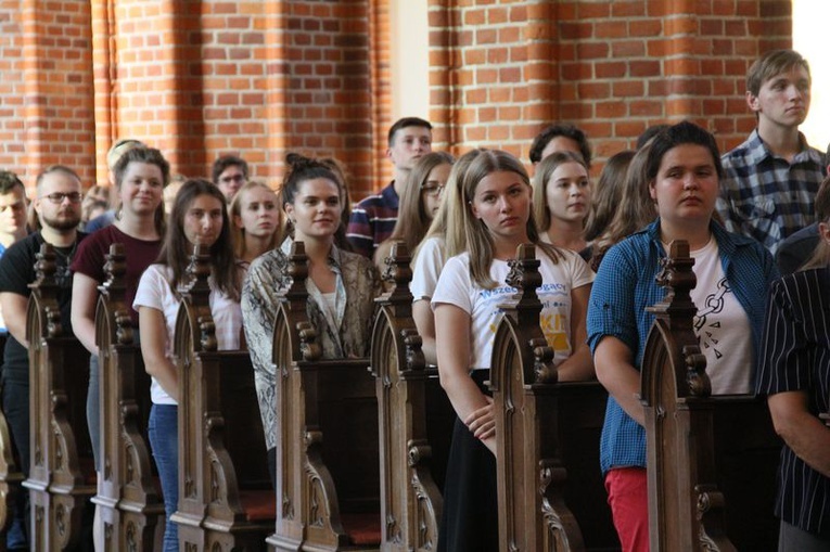 Msza św. z abp. Stanisławem Budzikiem w czasie SMAL