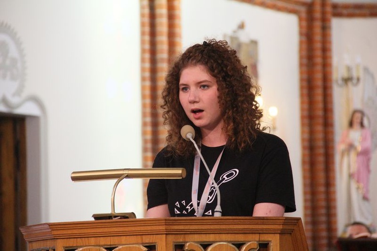 Msza św. z abp. Stanisławem Budzikiem w czasie SMAL