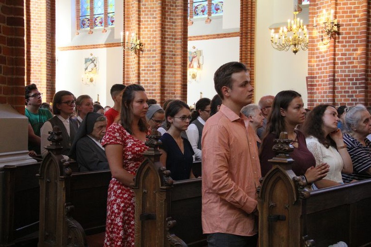 Msza św. z abp. Stanisławem Budzikiem w czasie SMAL