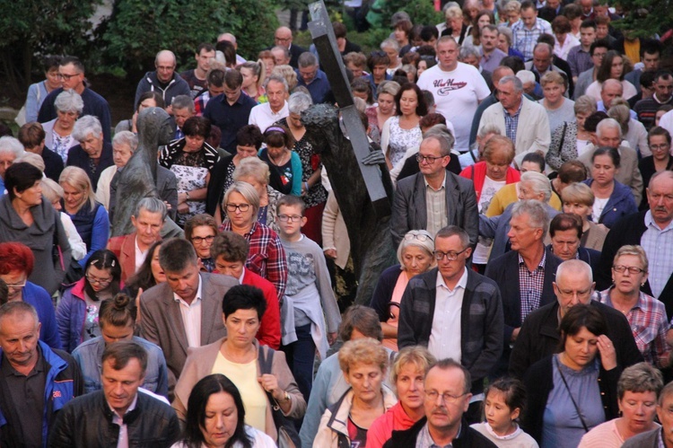 Pasierbiec. Wprowadzenie relikwii misjonarzy męczenników