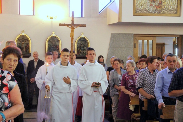 Pasierbiec. Wprowadzenie relikwii misjonarzy męczenników