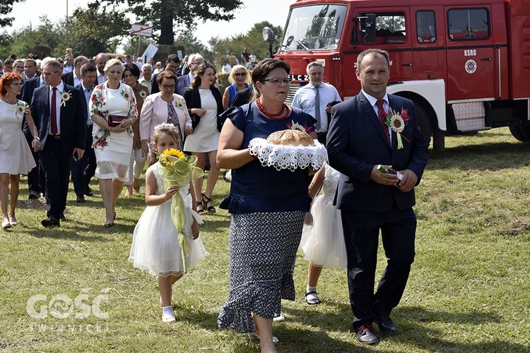 Dożynki gminy Marcinowice w Szczepanowie