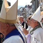 Jubileuszowa Msza św. na rynku w Myślenicach