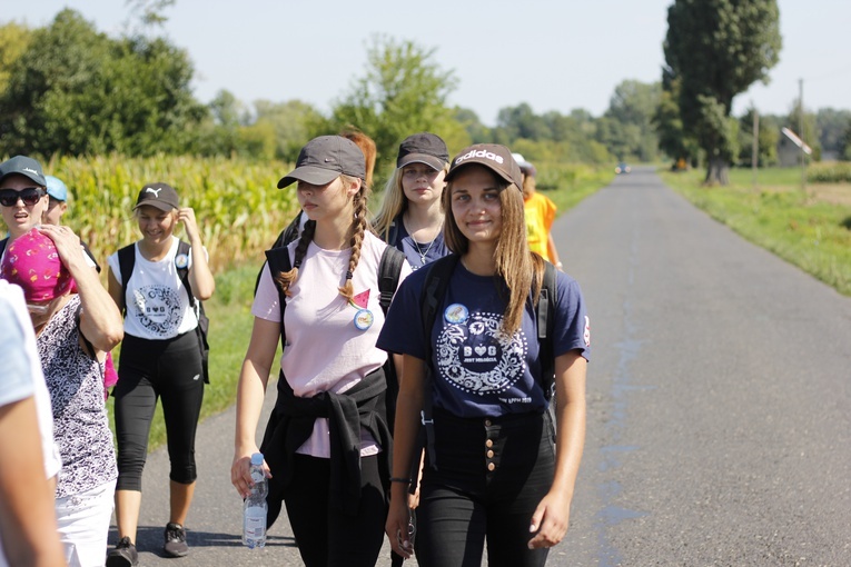 II Piesza Pielgrzymka z Łęczycy do Świnic Warckich