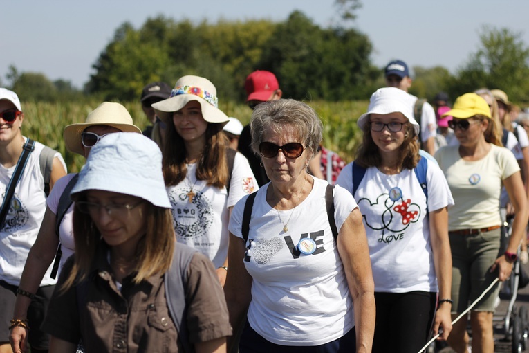 II Piesza Pielgrzymka z Łęczycy do Świnic Warckich