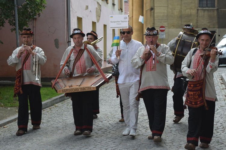 Folklorystyczny festiwal Bukowińskie Spotkania w Dzierżoniowie