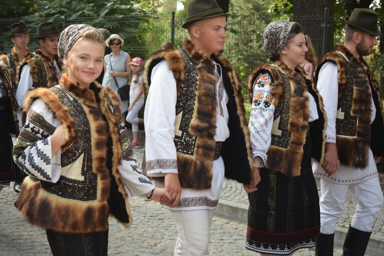 Folklorystyczny festiwal Bukowińskie Spotkania w Dzierżoniowie