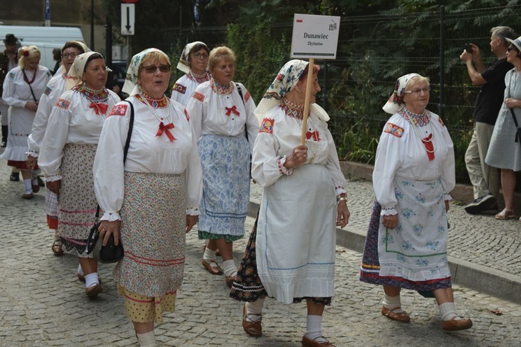 Folklorystyczny festiwal Bukowińskie Spotkania w Dzierżoniowie