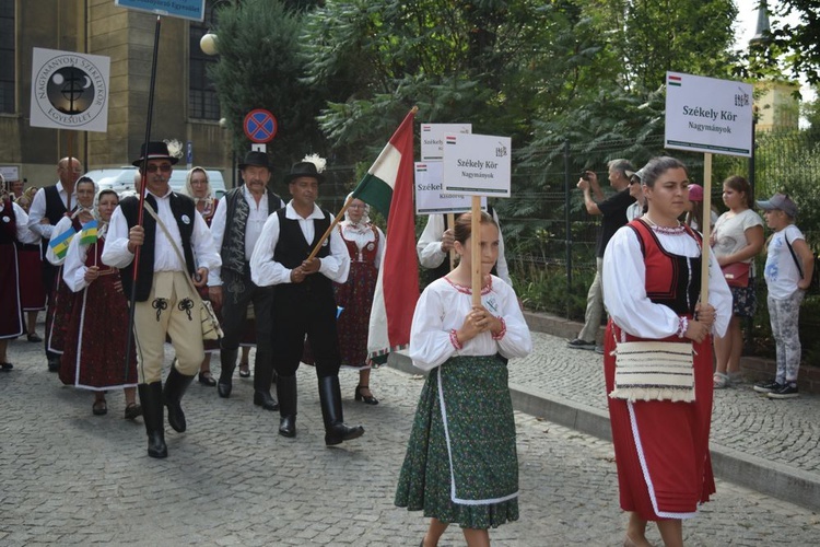 Folklorystyczny festiwal Bukowińskie Spotkania w Dzierżoniowie