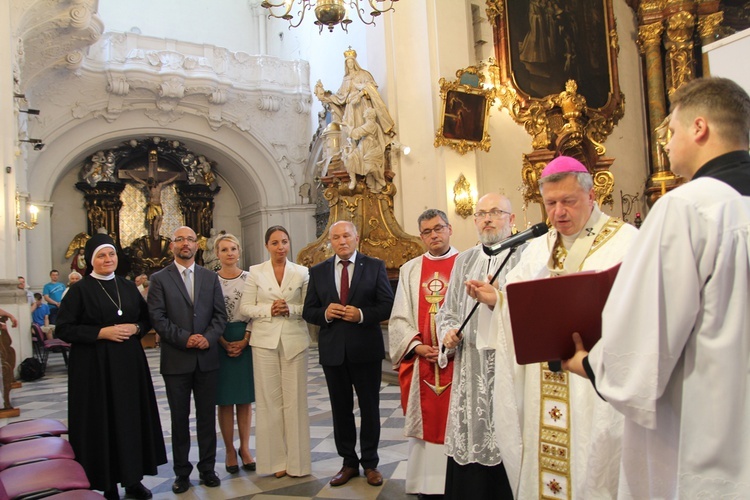 800. rocznica konsekracji trzebnickiej świątyni