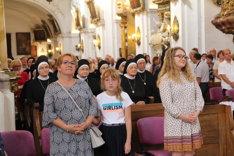 800. rocznica konsekracji trzebnickiej świątyni