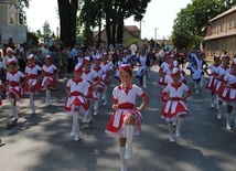 Nisko. Niżańskie mażoretki.