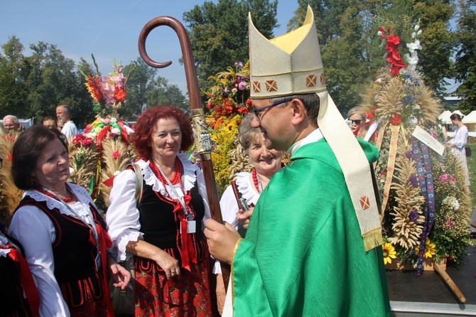 Święto plonów na krakowskich Błoniach