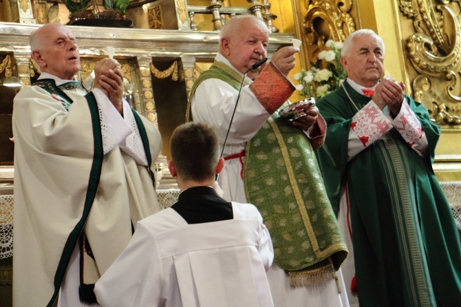 Msza św. na Wawelu i przemarsz z okazji 100-lecia Związku Podhalan