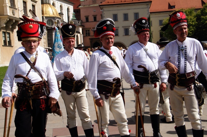 Msza św. na Wawelu i przemarsz z okazji 100-lecia Związku Podhalan