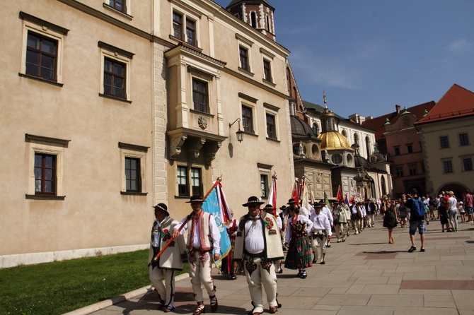 Msza św. na Wawelu i przemarsz z okazji 100-lecia Związku Podhalan