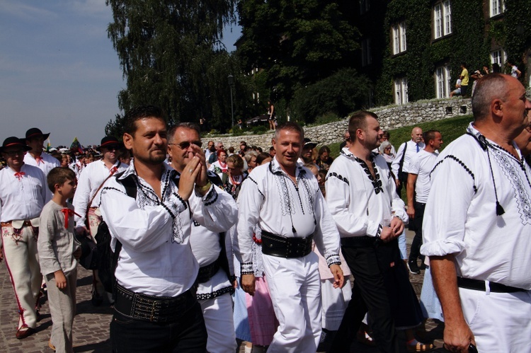 Msza św. na Wawelu i przemarsz z okazji 100-lecia Związku Podhalan