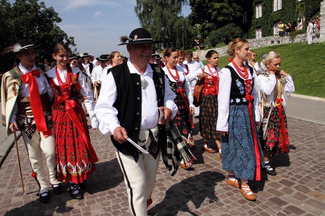 Msza św. na Wawelu i przemarsz z okazji 100-lecia Związku Podhalan