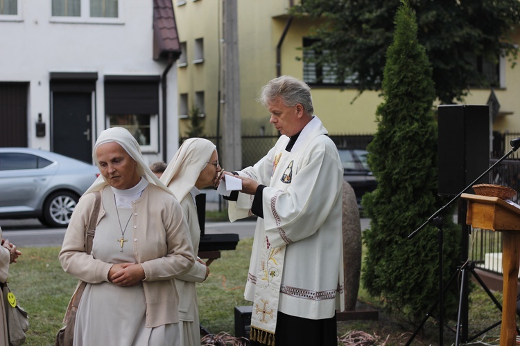 Msza św. przy kapliczce św. Rocha