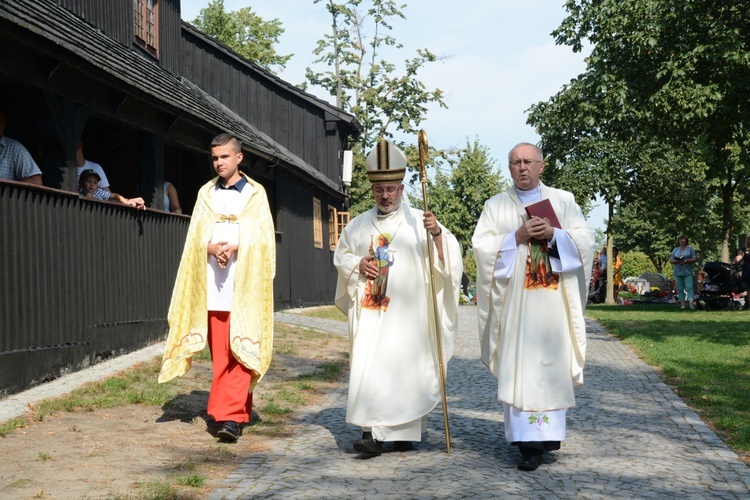 Dzieci u św. Rocha w Dobrzeniu Wielkim