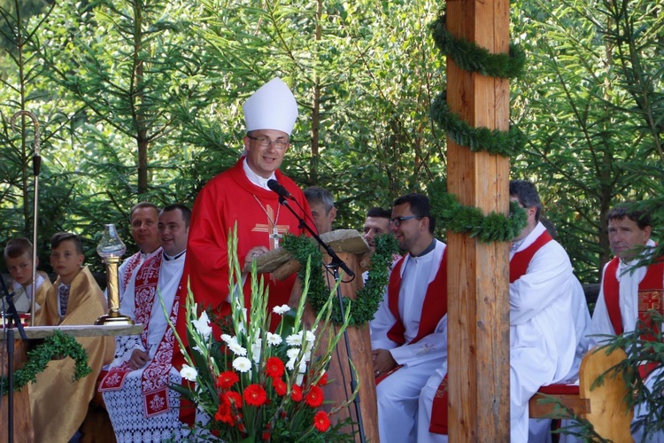 Msza św. Polaków, Czechów i Słowaków na Trzycatku