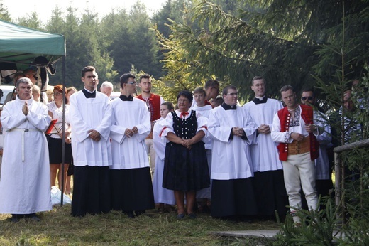 Msza św. Polaków, Czechów i Słowaków na Trzycatku