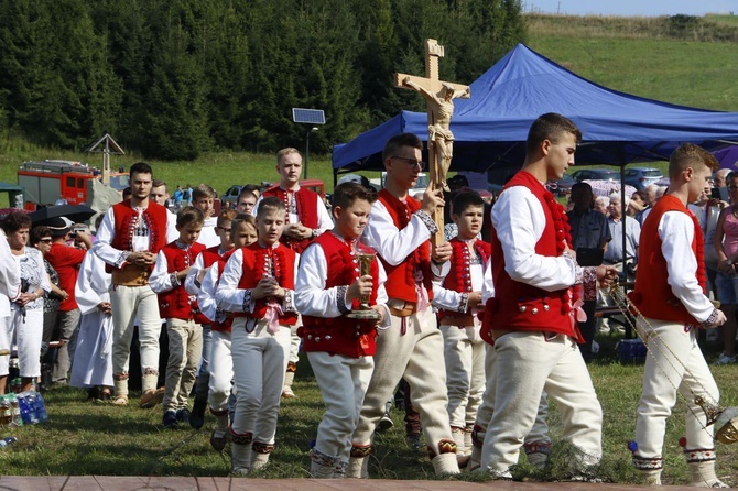 Msza św. Polaków, Czechów i Słowaków na Trzycatku