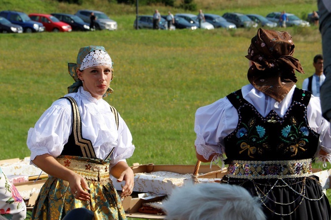 Msza św. Polaków, Czechów i Słowaków na Trzycatku