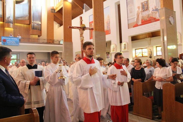 Wprowadzenie nowego proboszcza w parafii Matki Bożej Różańcowej w Lublinie.