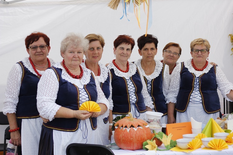 Walewice. Dożynki województwa łódzkiego